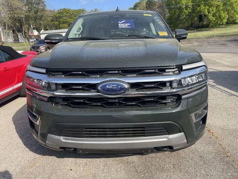 Used 2023 Ford Expedition Max Limited image 2