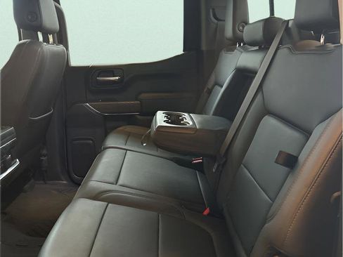 Used 2021 GMC Sierra 1500 SLT image 16