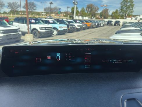 Used 2025 Ford Expedition Max Active image 11