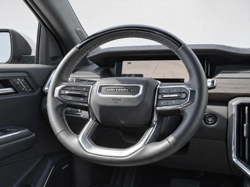 Used 2024 GMC Acadia Denali w/ Super Cruise Package FWD image 17