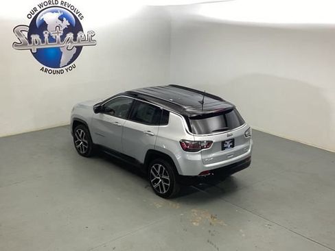New 2025 Jeep Compass Limited w/ Elite Group AWD/4WD image 10