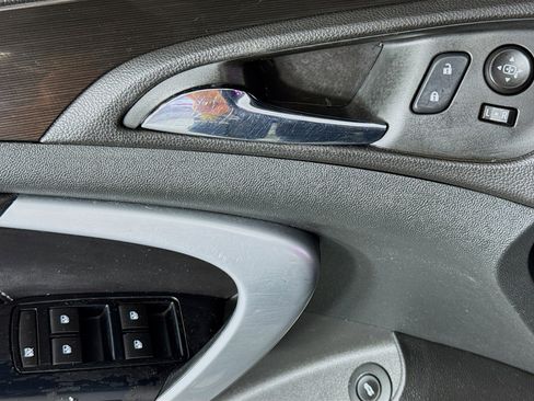 Used 2016 Buick Regal image 22