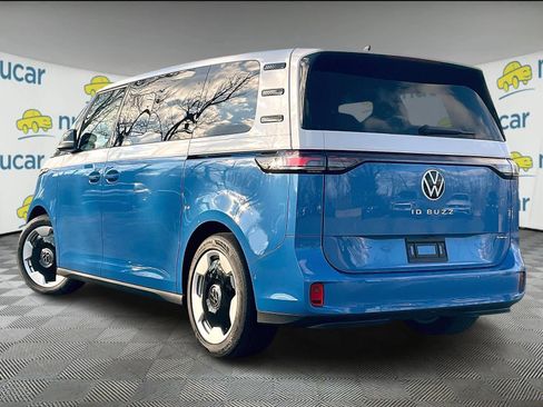 New 2025 Volkswagen ID. Buzz Pro S Plus image 5