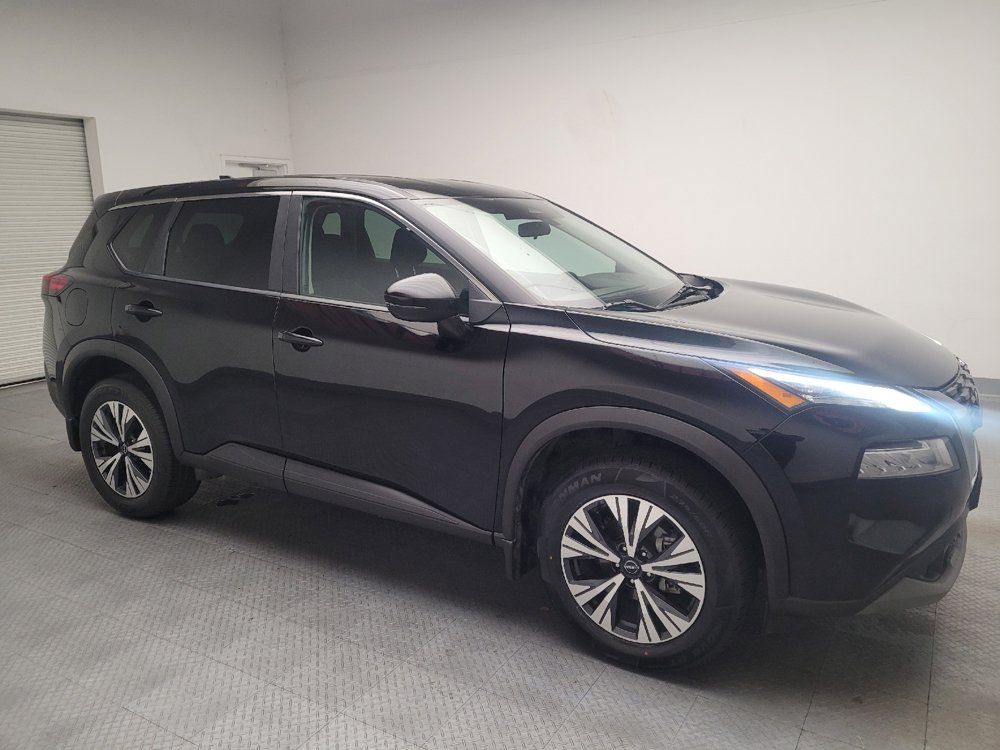 Used 2023 Nissan Rogue SV FWD image 11