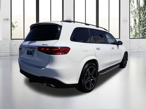 Certified 2024 Mercedes-Benz GLS 450 4MATIC image 5
