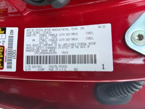 Used 2022 Toyota Tundra SR5 w/ SR5 Convenience Package image 39