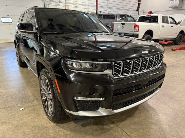 Used 2025 Jeep Grand Cherokee L Summit AWD/4WD image 1
