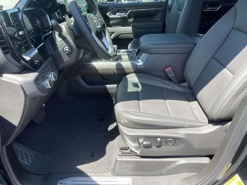 New 2026 GMC Sierra 1500 SLT w/ SLT Convenience Package image 12