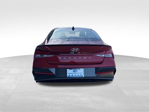 New 2026 Hyundai Elantra SEL Sport image 9
