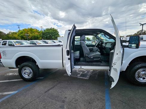Used 2016 Ford F250 XL w/ Power Equipment Group AWD/4WD image 9