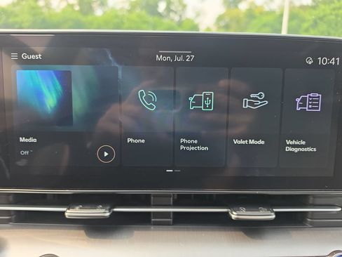 Used 2025 Hyundai Kona SEL AWD/4WD image 25