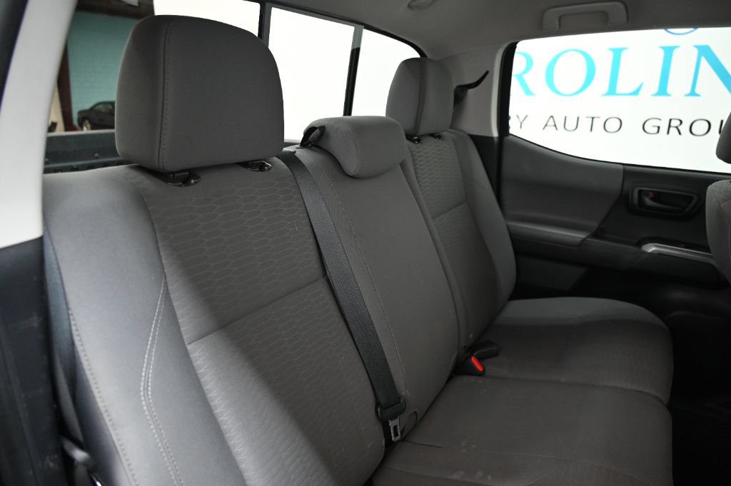 Used 2018 Toyota Tacoma SR5 AWD/4WD image 37