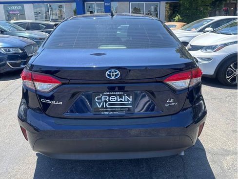 Used 2025 Toyota Corolla SE FWD image 6
