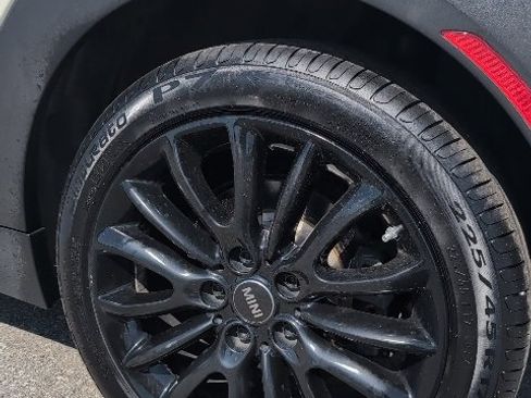 Used 2017 MINI Cooper Clubman S image 23