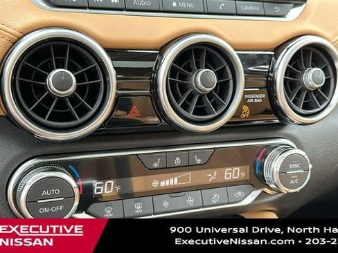 New 2025 Nissan Sentra SV w/ SV Premium Package image 18