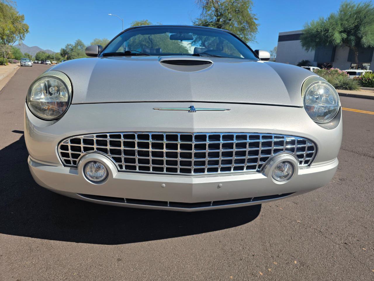 Used 2005 Ford Thunderbird RWD image 19