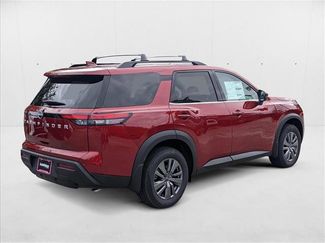 New 2025 Nissan Pathfinder SV video 2