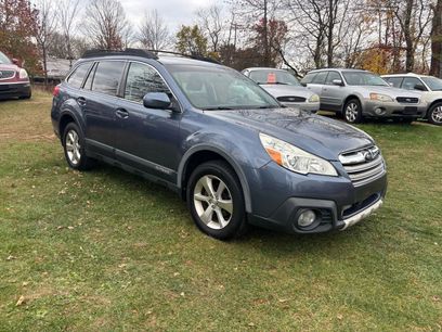 Used 2013 Subaru Outback 2.5i Limited w/ Moonroof Pkg