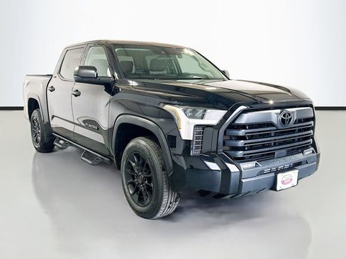 Used 2023 Toyota Tundra SR5 AWD/4WD image 3