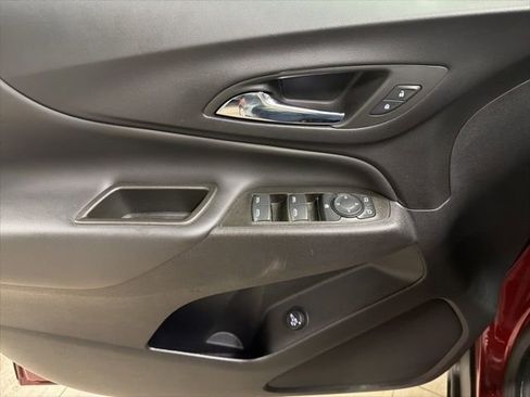 Used 2024 Chevrolet Equinox LT w/ LPO, Floor Liner Package image 13