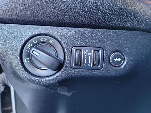 Used 2023 Dodge Challenger GT image 17