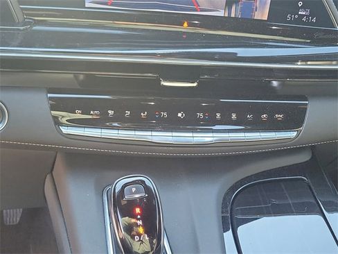 Used 2024 Cadillac Escalade Sport w/ LPO, ONYX Package image 17