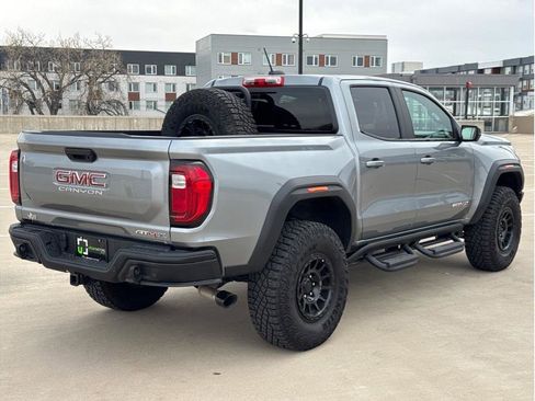 Used 2024 GMC Canyon AT4X w/ AT4X AEV Edition image 7