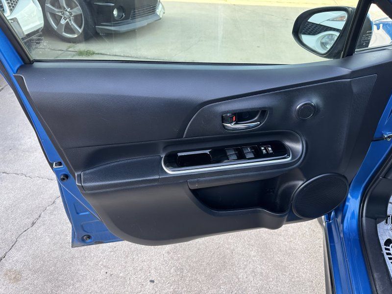 Used 2017 Toyota Prius C Two FWD image 10
