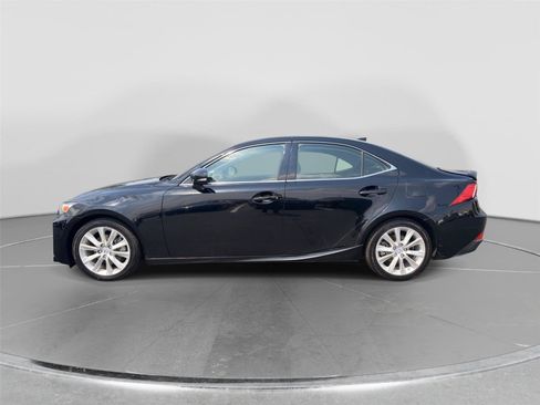 Used 2015 Lexus IS 250 RWD image 2