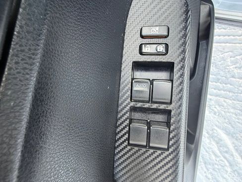 Used 2015 Toyota RAV4 LE image 17