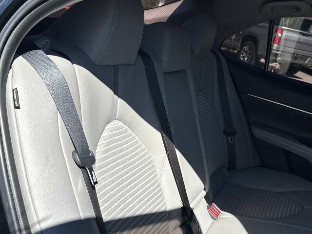 Used 2019 Toyota Camry SE w/ Audio Package FWD image 16