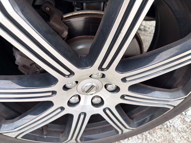 Used 2021 Volvo XC60 T5 Inscription AWD/4WD image 6