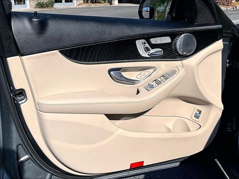 Certified 2017 Mercedes-Benz C 300 4MATIC Sedan image 22