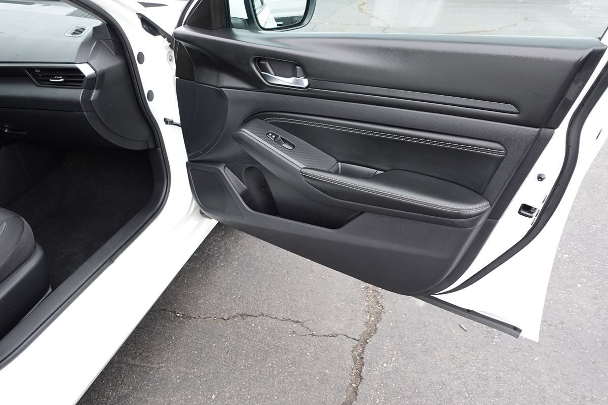 Used 2020 Nissan Altima 2.5 S FWD image 29