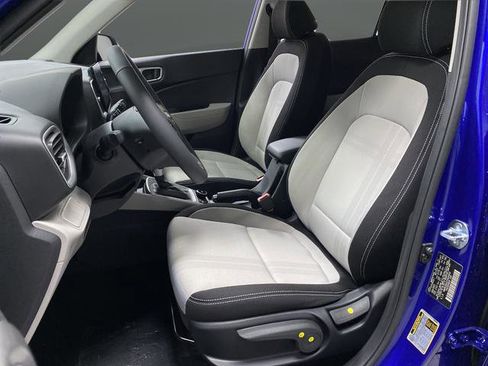 New 2026 Hyundai Venue SEL image 4