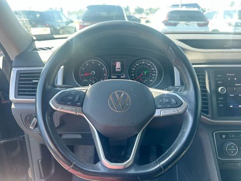 Used 2021 Volkswagen Atlas SE image 37