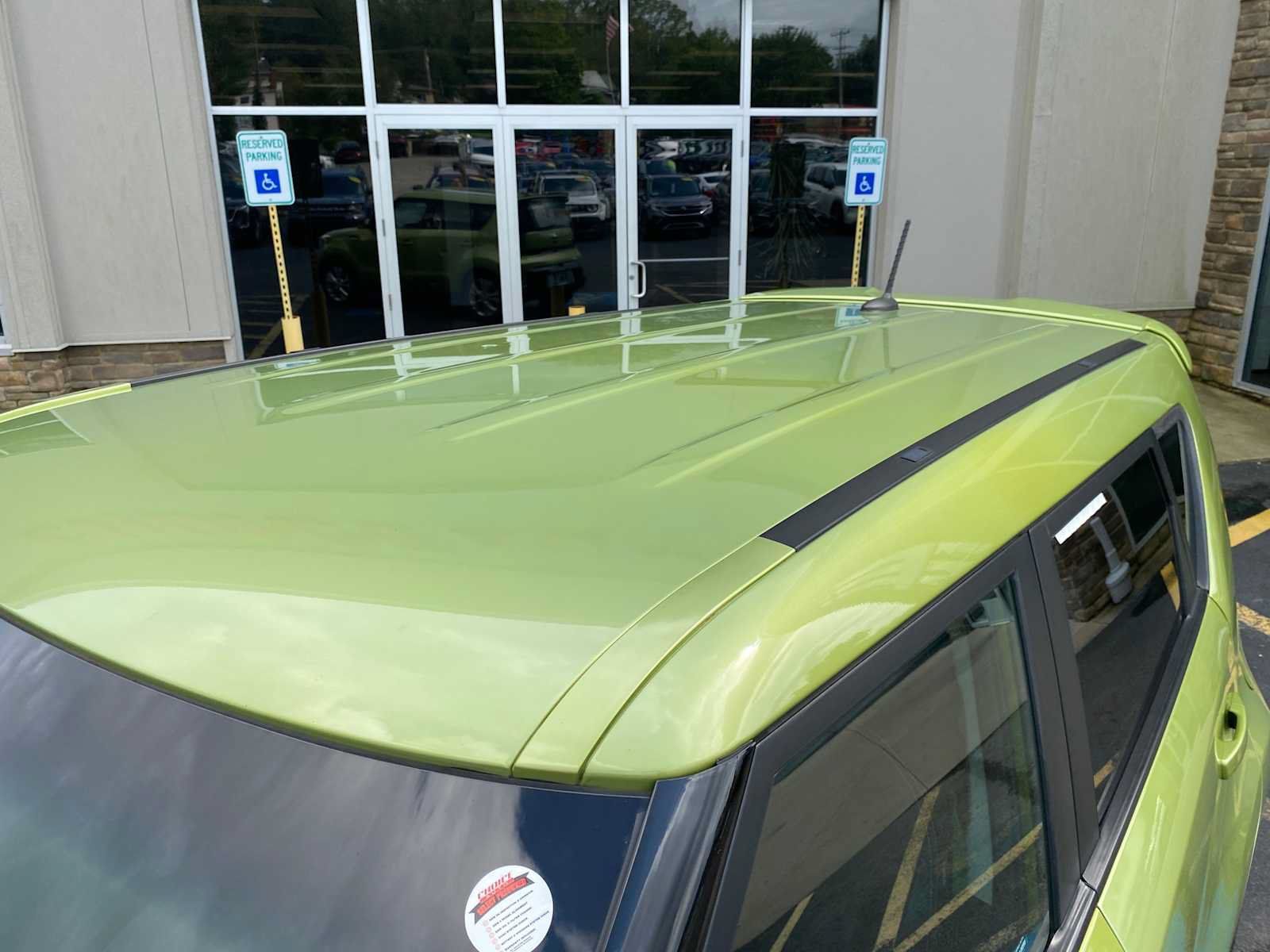 Used 2016 Kia Soul + FWD image 5