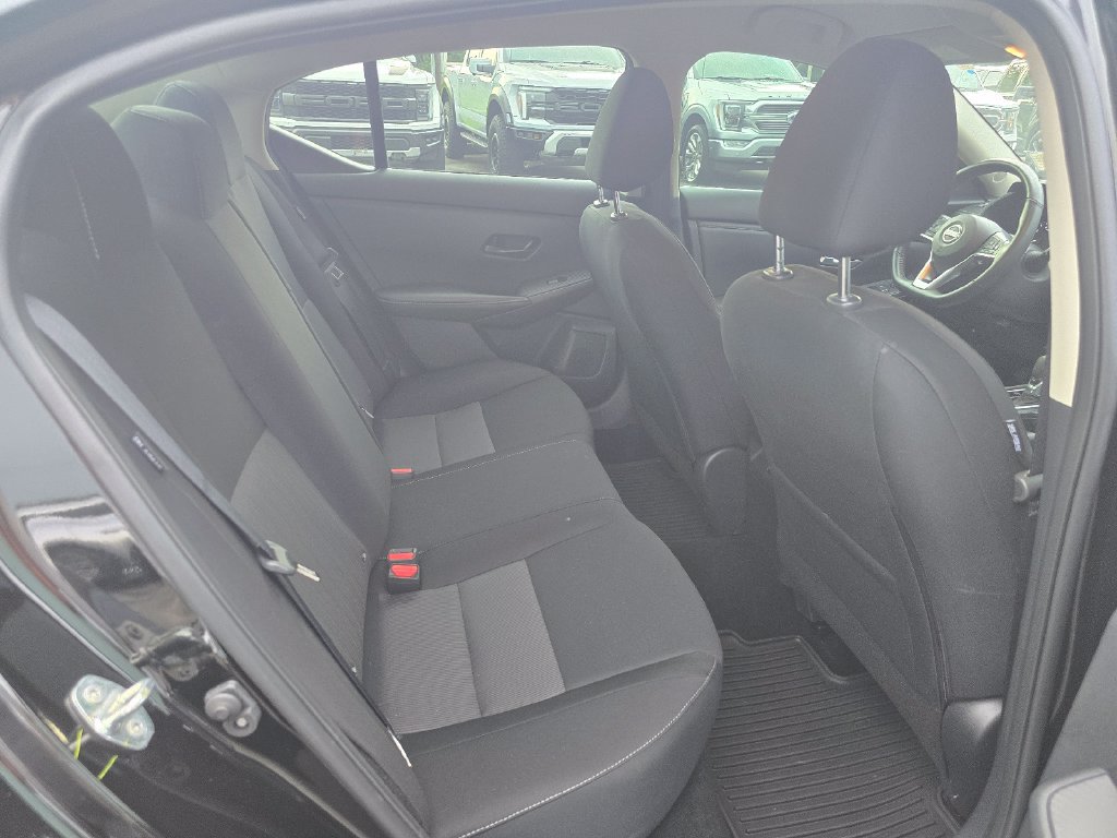 Used 2025 Nissan Sentra SV w/ All-Weather Package FWD image 11