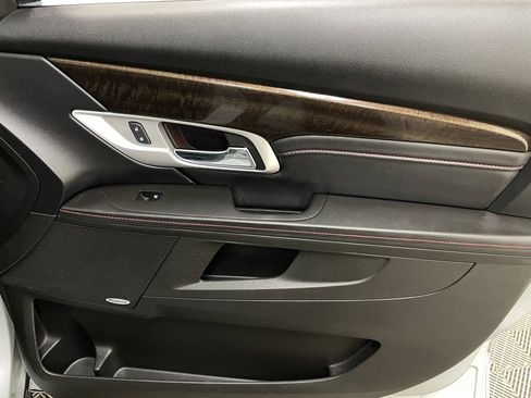 Used 2015 GMC Terrain Denali FWD image 41