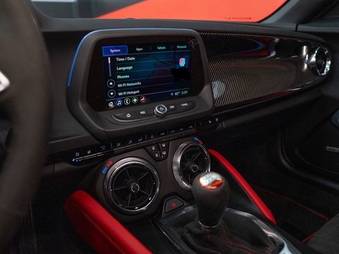 Used 2021 Chevrolet Camaro ZL1 RWD image 43
