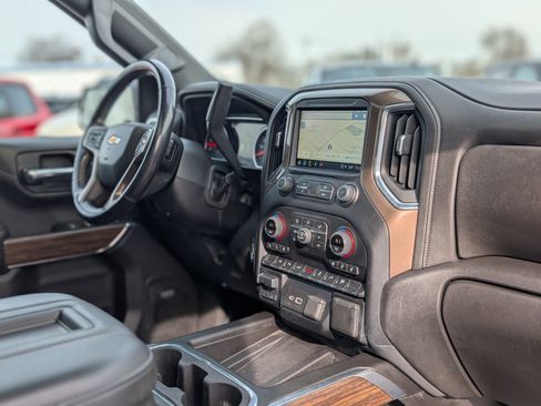 Used 2022 Chevrolet Silverado 1500 High Country image 53