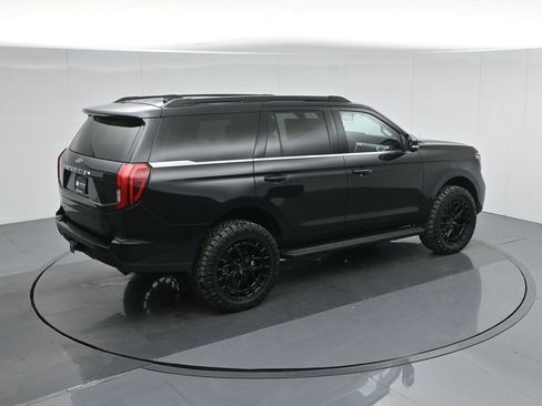 New 2025 Ford Expedition Active image 53