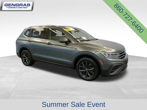 Used 2022 Volkswagen Tiguan SE AWD/4WD image 7