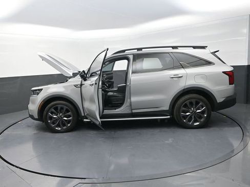 Used 2022 Kia Sorento SX Prestige image 39