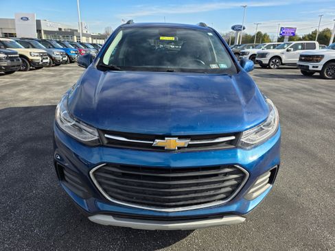 Used 2019 Chevrolet Trax LT w/ LT Convenience Package image 7