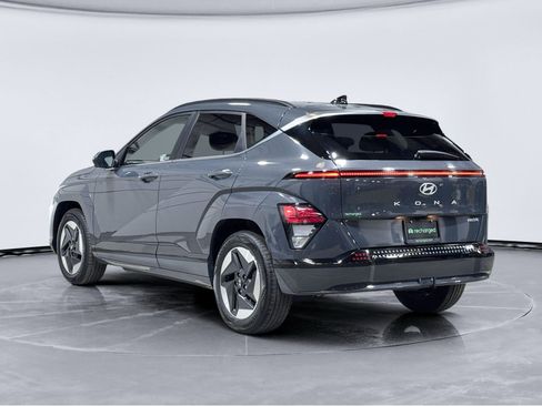 Used 2024 Hyundai Kona Limited FWD image 2