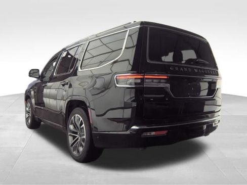 Used 2025 Jeep Grand Wagoneer Series III AWD/4WD image 4