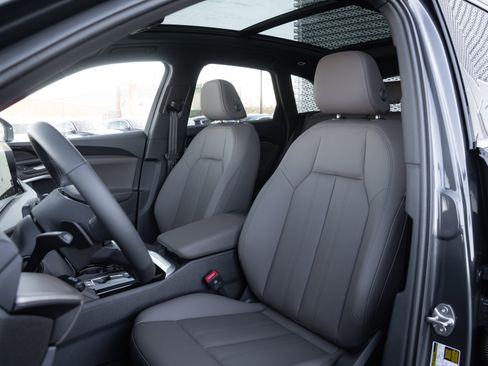 New 2025 Audi Q5 Premium image 22