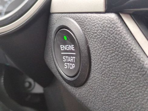 Used 2022 Ford Escape SE AWD/4WD image 25