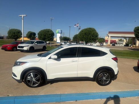 Used 2021 Honda HR-V EX image 5
